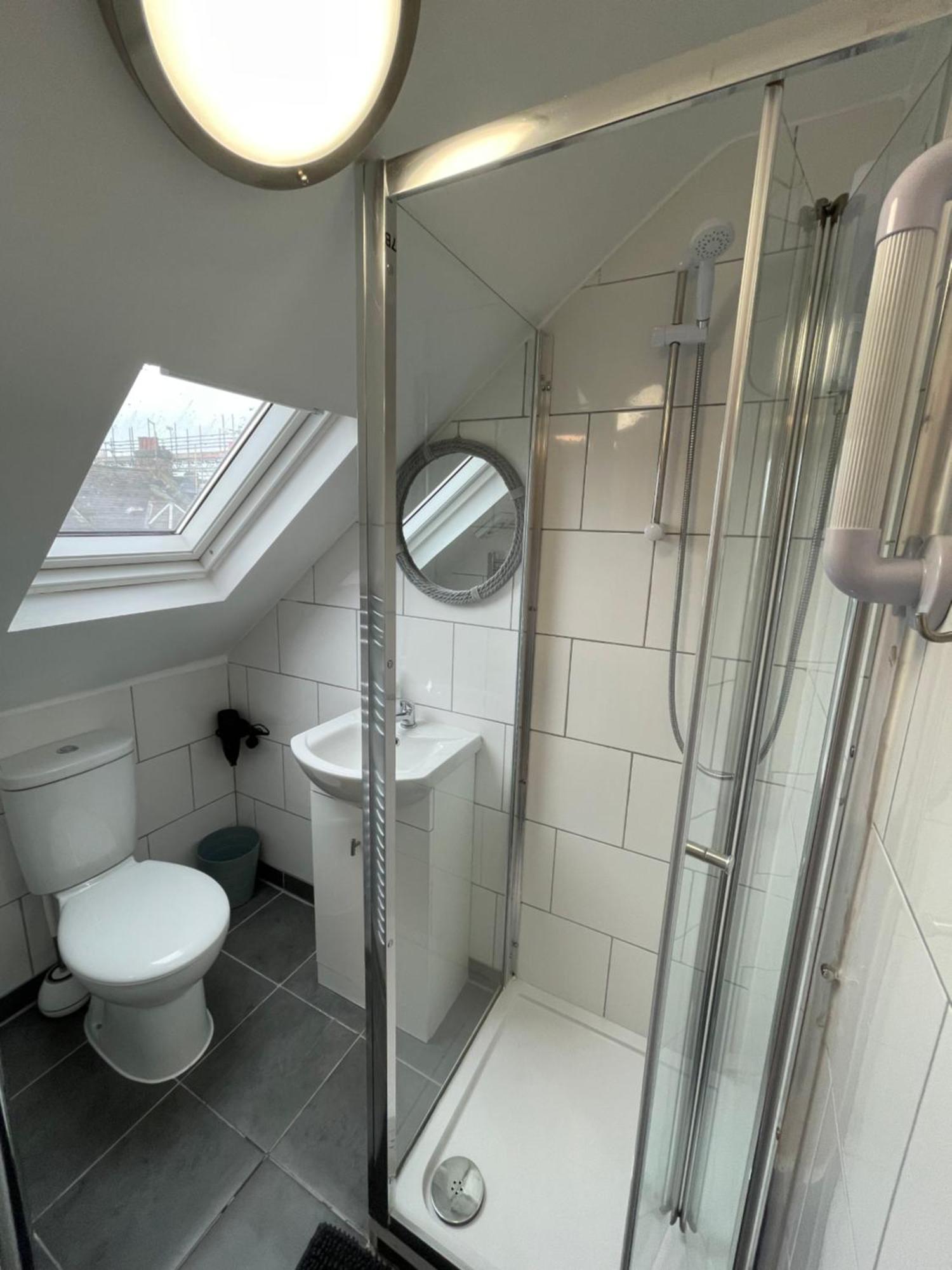 Kensal Lodge 2 Guest House ロンドン エクステリア 写真